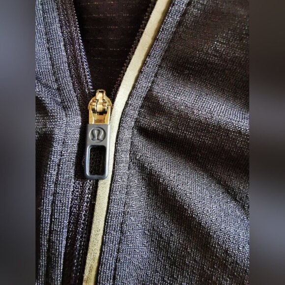 Lululemon Sport Long sleeve Half Zip Size Small Dark Blue - Picture 8 of 11